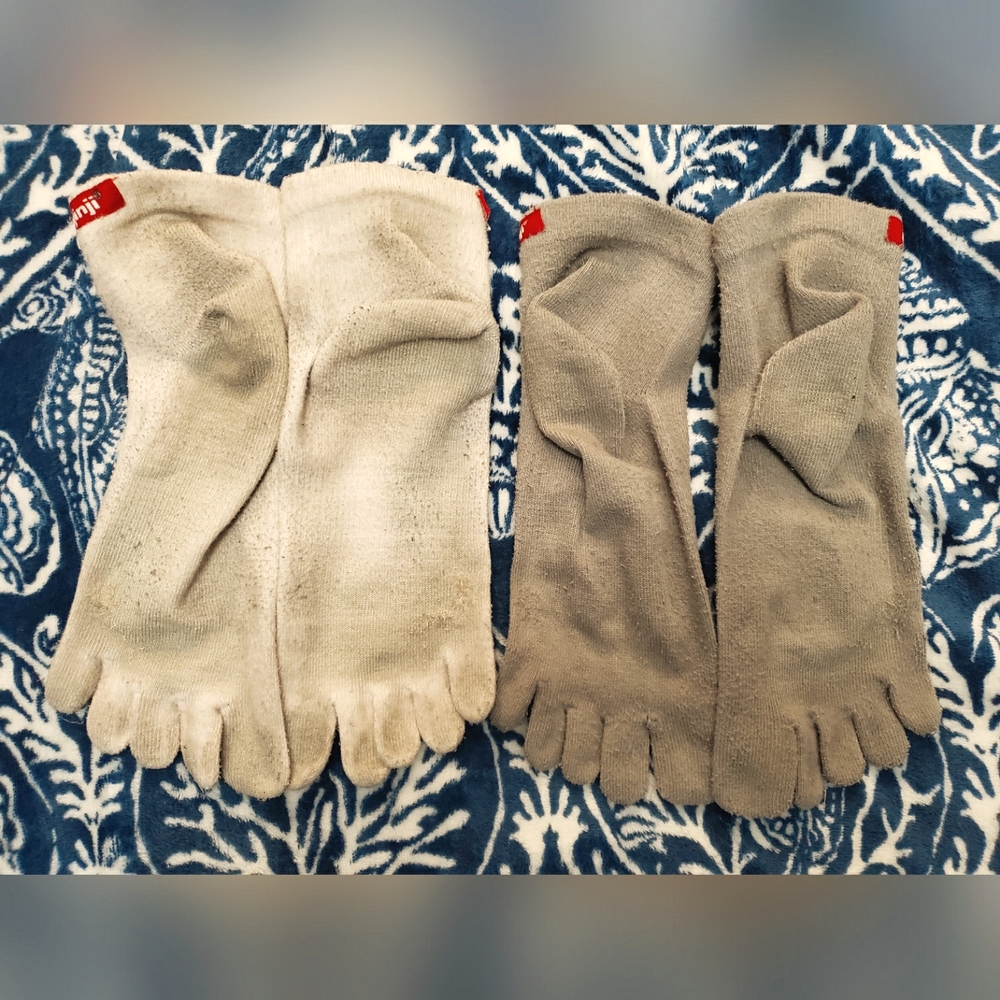 Lot of 2 pairs of Injinji Toesocks Men Size Large Performance Mini Crew (used)